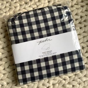 BRAND NEW PEHR CRIB SHEET